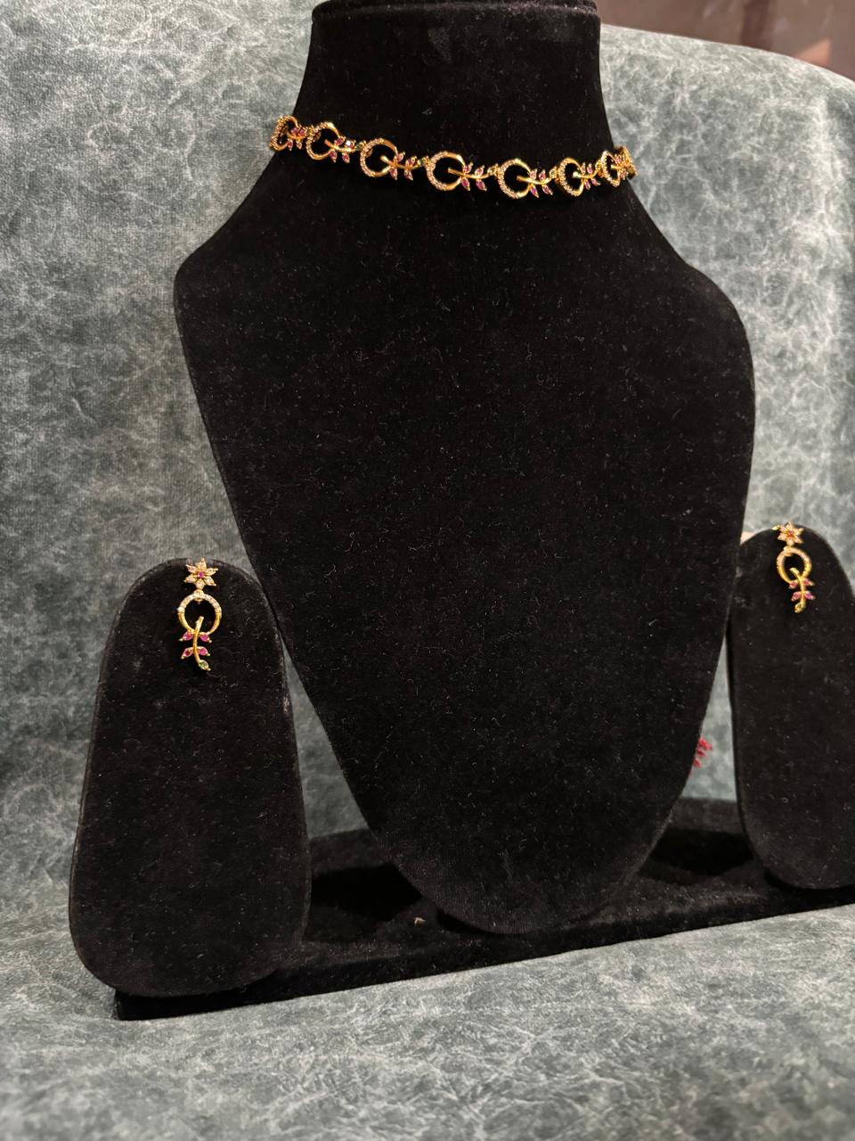 Choker Set with earrings