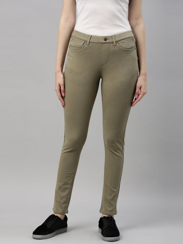 Women Solid Olive Green Super Stretch Jeggings