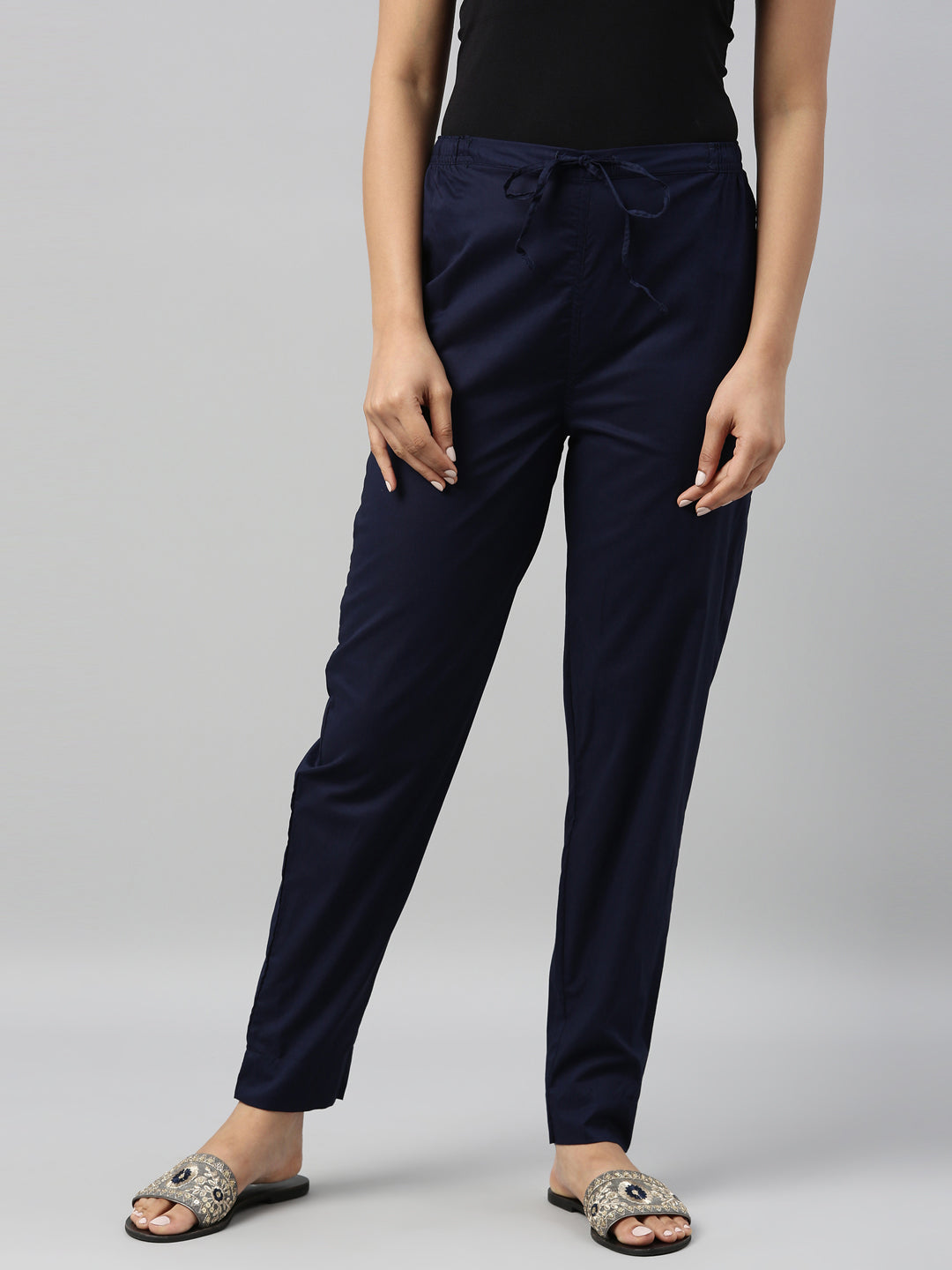 Women Solid Navy Comfort Fit Cotton Pants