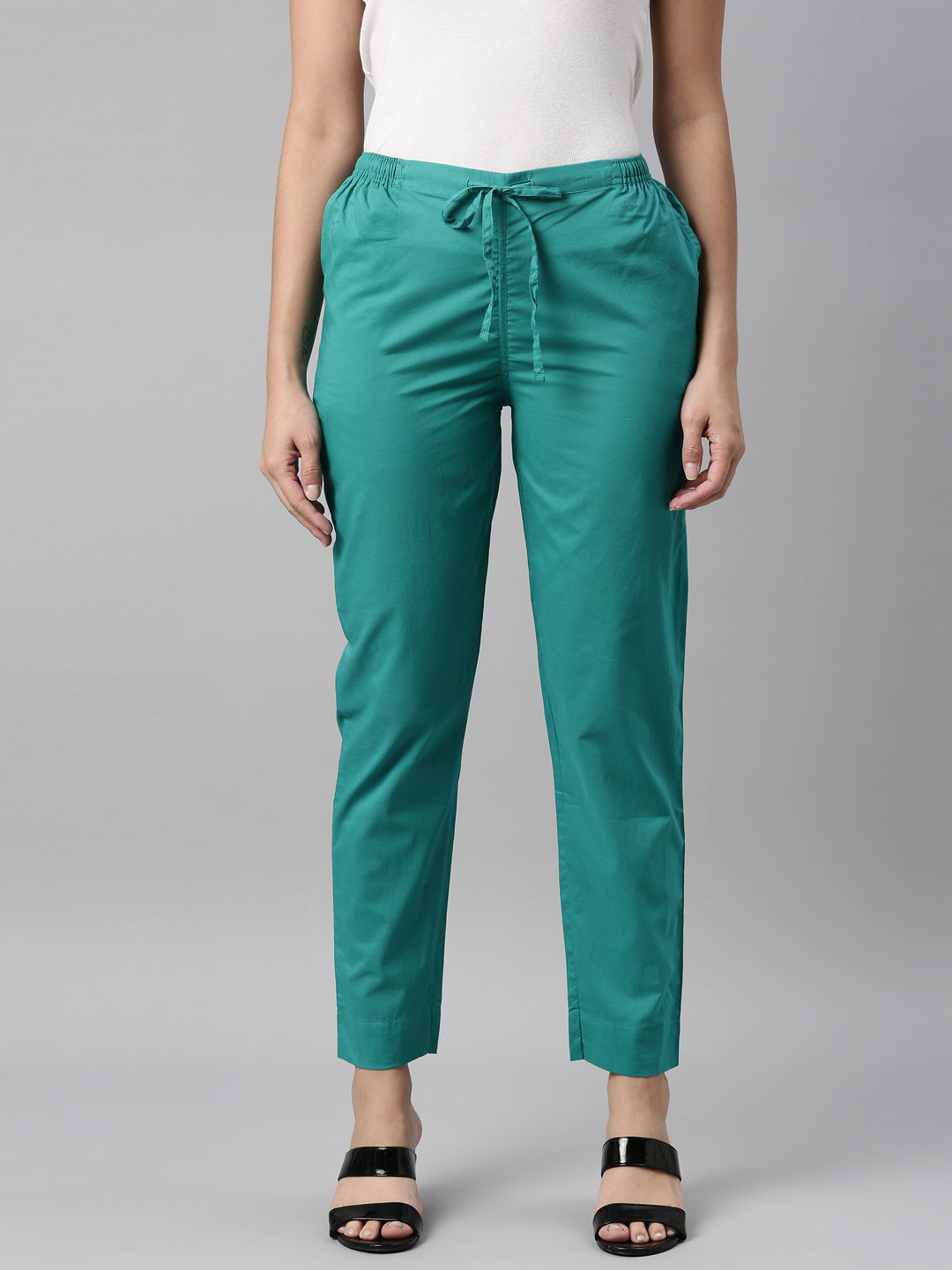 Women Solid Peacock Green Comfort Fit Cotton Pants