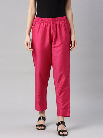 Women Young Fuchsia Solid Mid Rise Metallic Pants