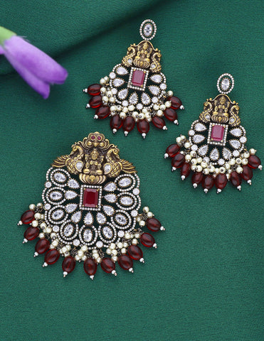 Elegant Victorian Zircon Devi Pendant Set