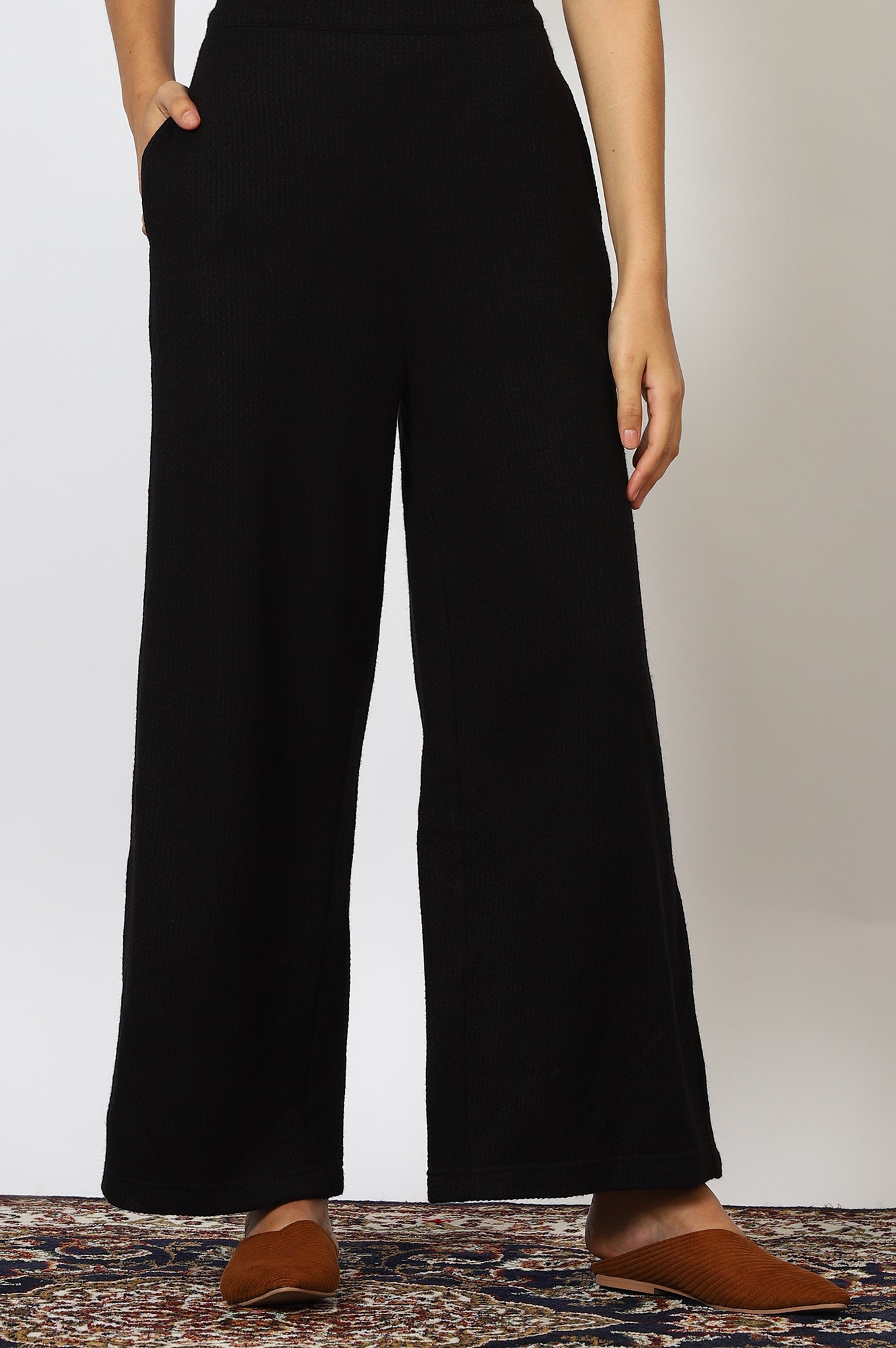 Black Textured Ankle Length Wide Leg Parallel Pants