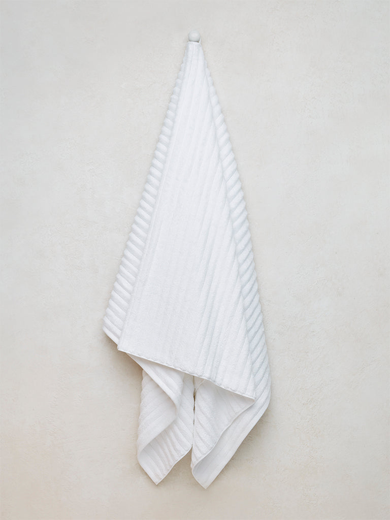 Westside Home White Self-Striped Luxe Bath Towel