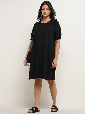 Gia Black Solid Cotton Dress