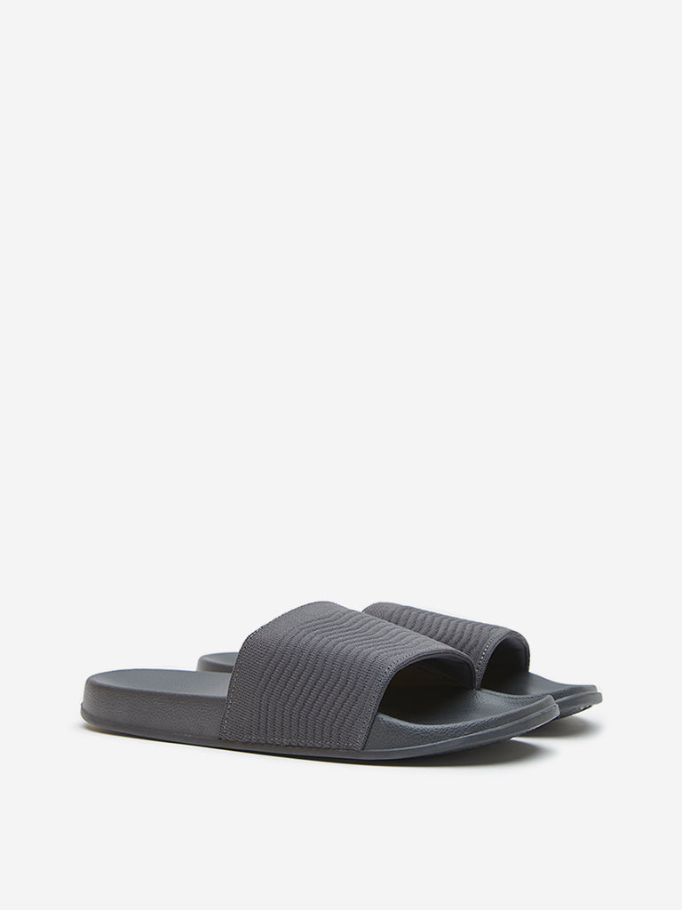 SOLEPLAY Dark Grey Chevron Textured Slides