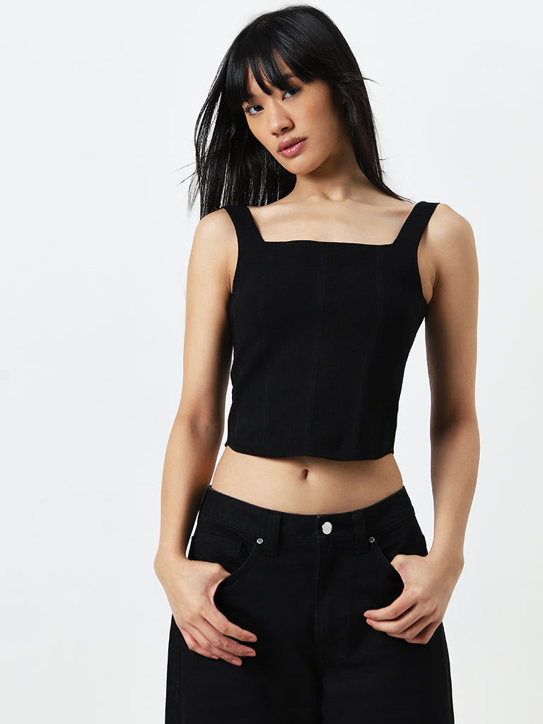 Nuon Black Panel Detailed Crop Top