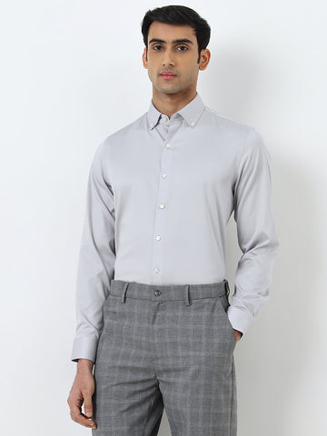 WES Formals Grey Solid Slim-Fit Cotton Blend Shirt