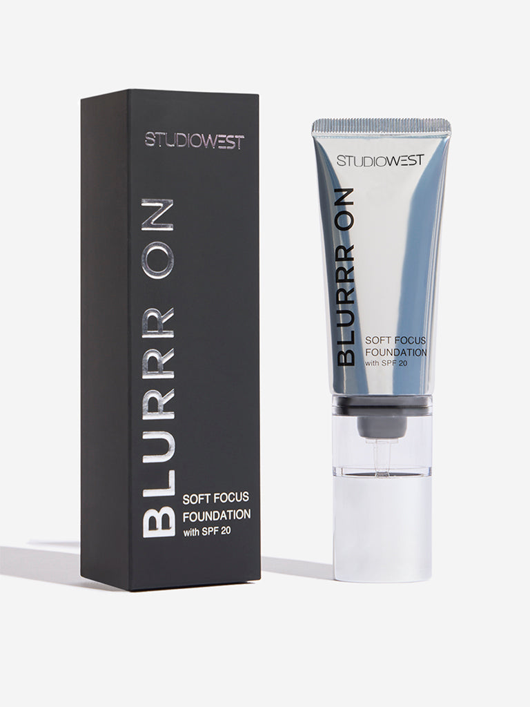 Studiowest Almond Blurrr On Foundation - 30 ml