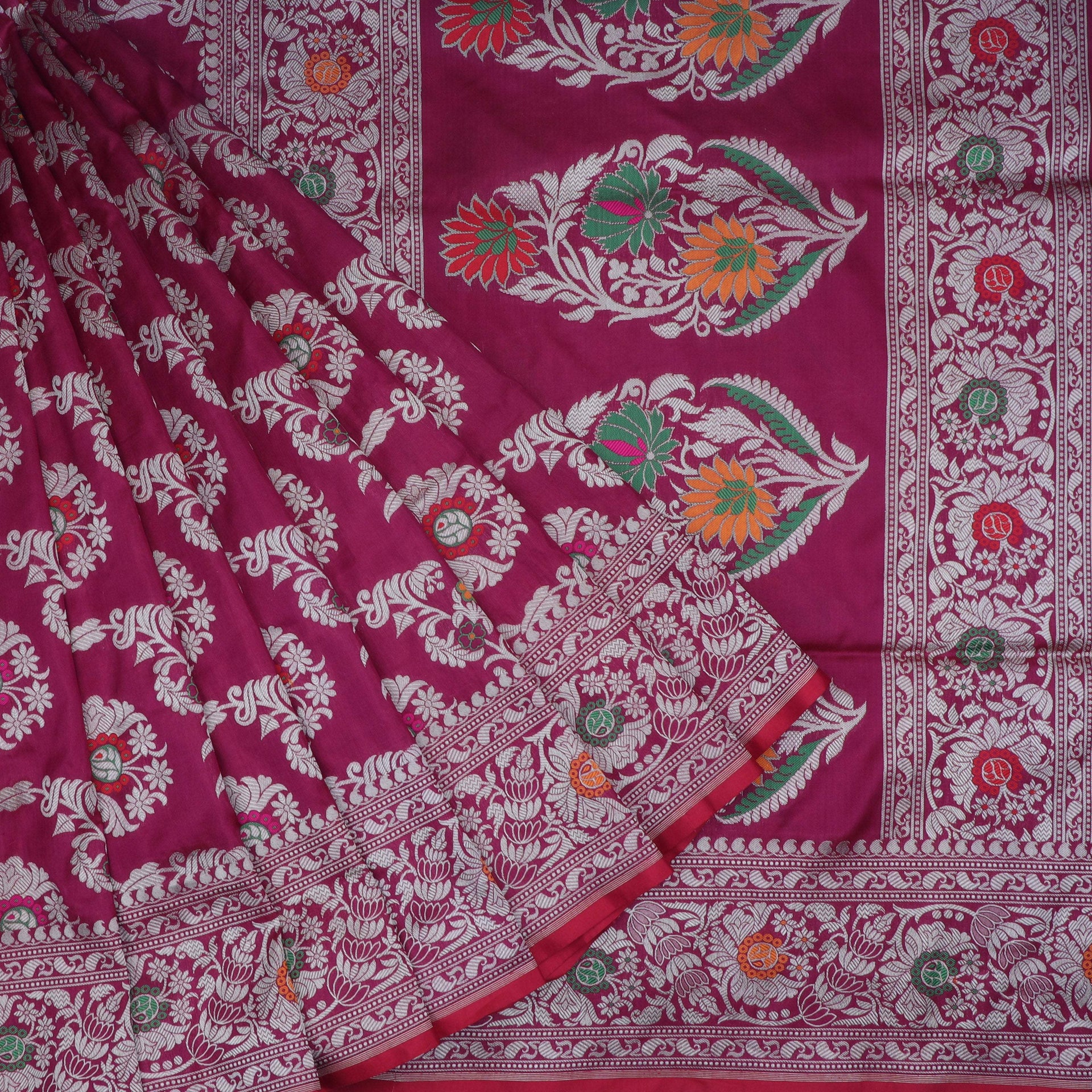 Dark Magenta Pink Banarasi Silk Handloom Saree With Floral Pattern