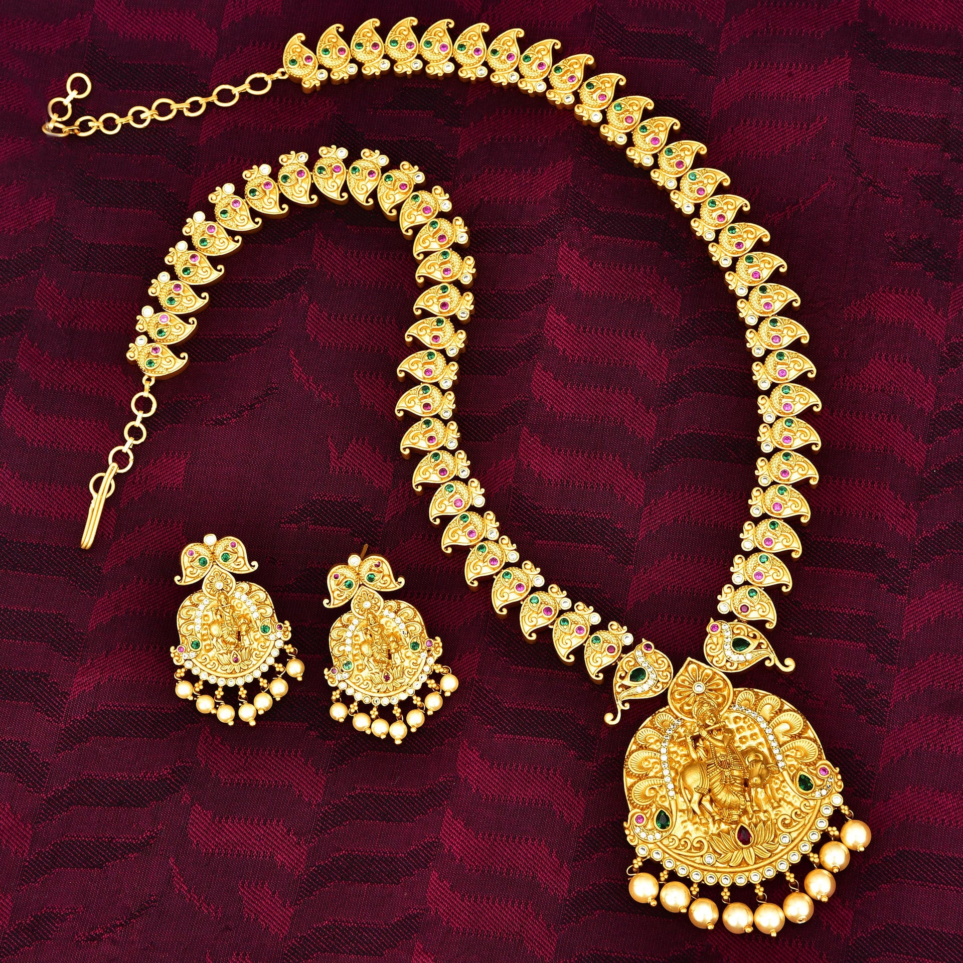 Sree Krishna Zirconia Long Haar