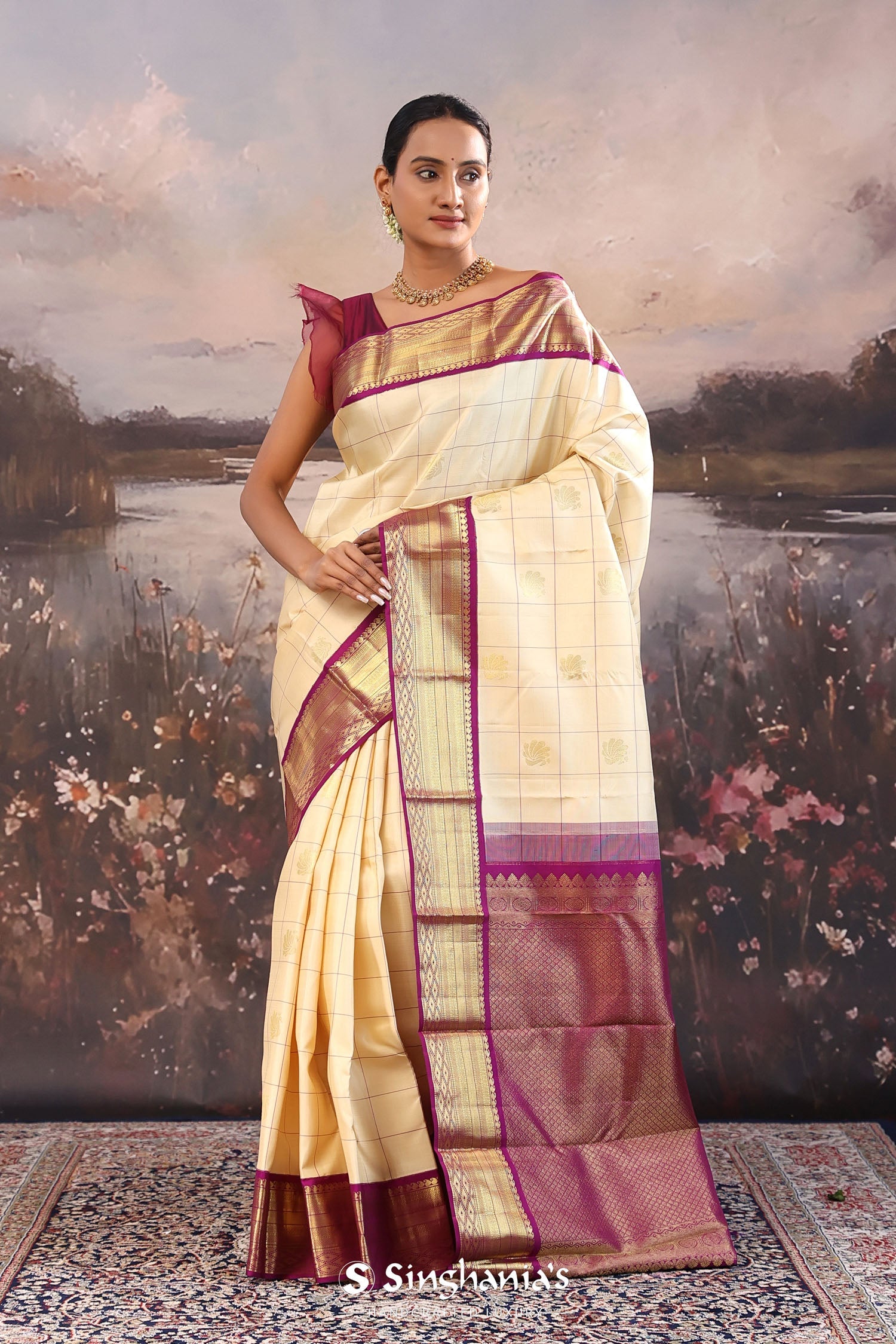 Albescent White Kanjivaram Silk Saree With Checks Pattern