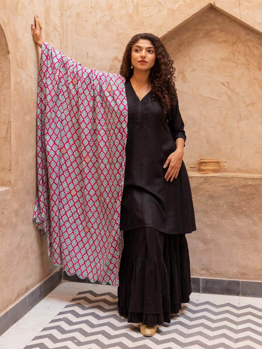Rani Jaal Modal Dupatta