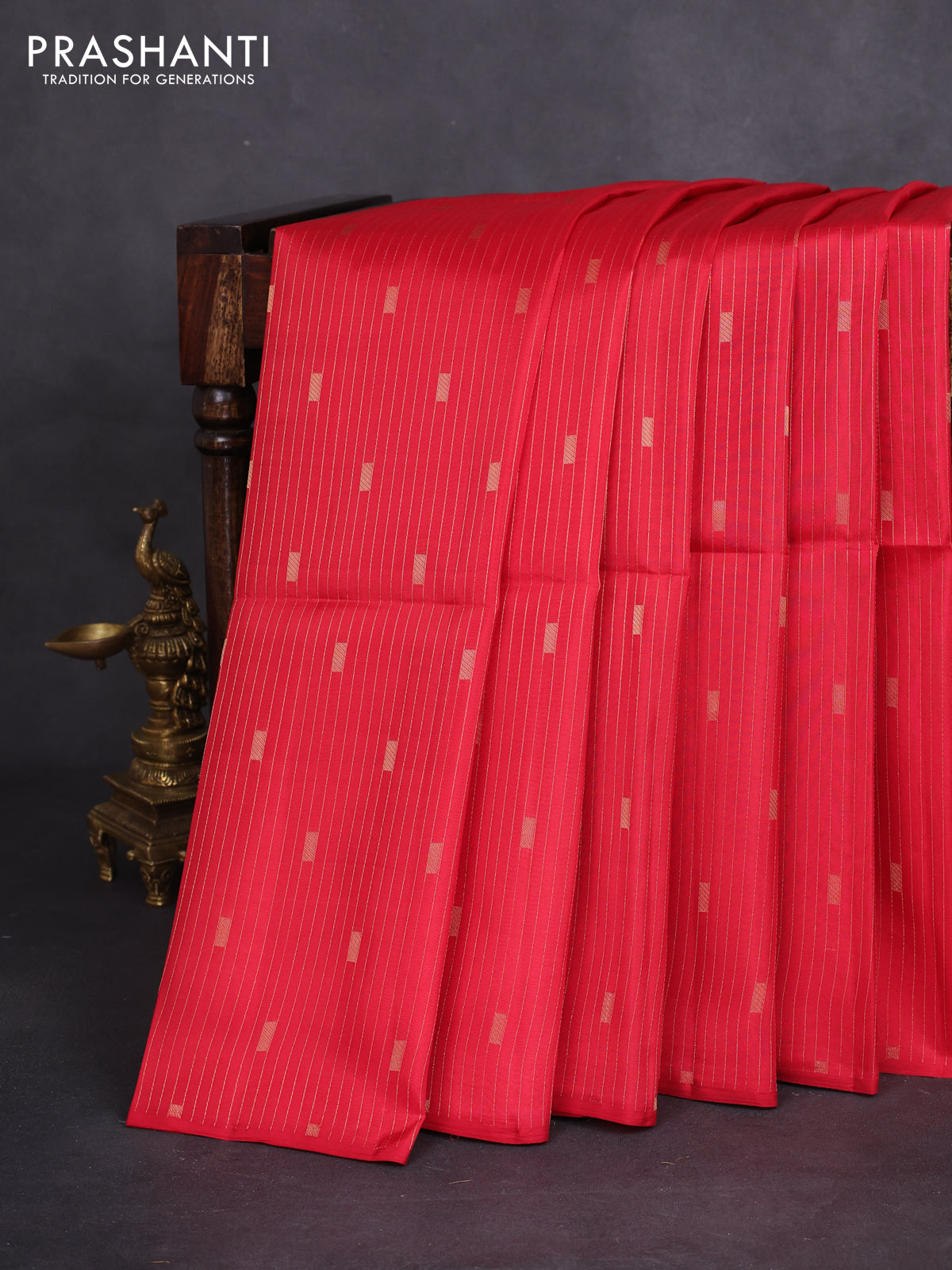 Kanchipuram soft silk saree red and blue with allover zari weaves in borderless style