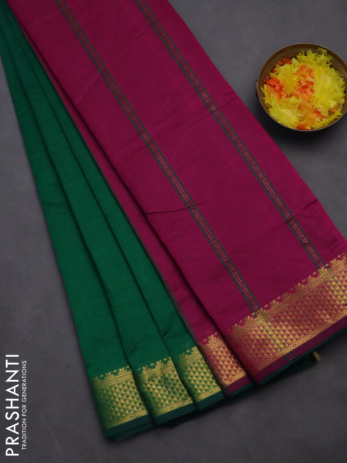 10 yards Poly cotton saree green and magenta pink with plain body and zari woven border