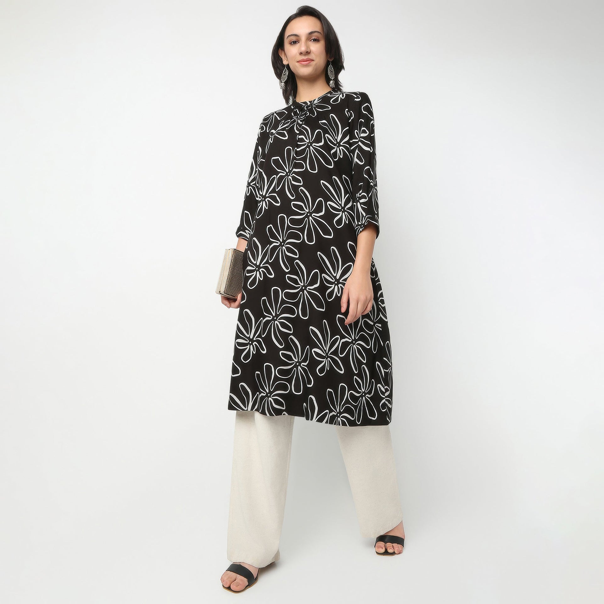 Band Neck Knee Length Three-Fourth Sleeve Straight Fit Printed Kurta