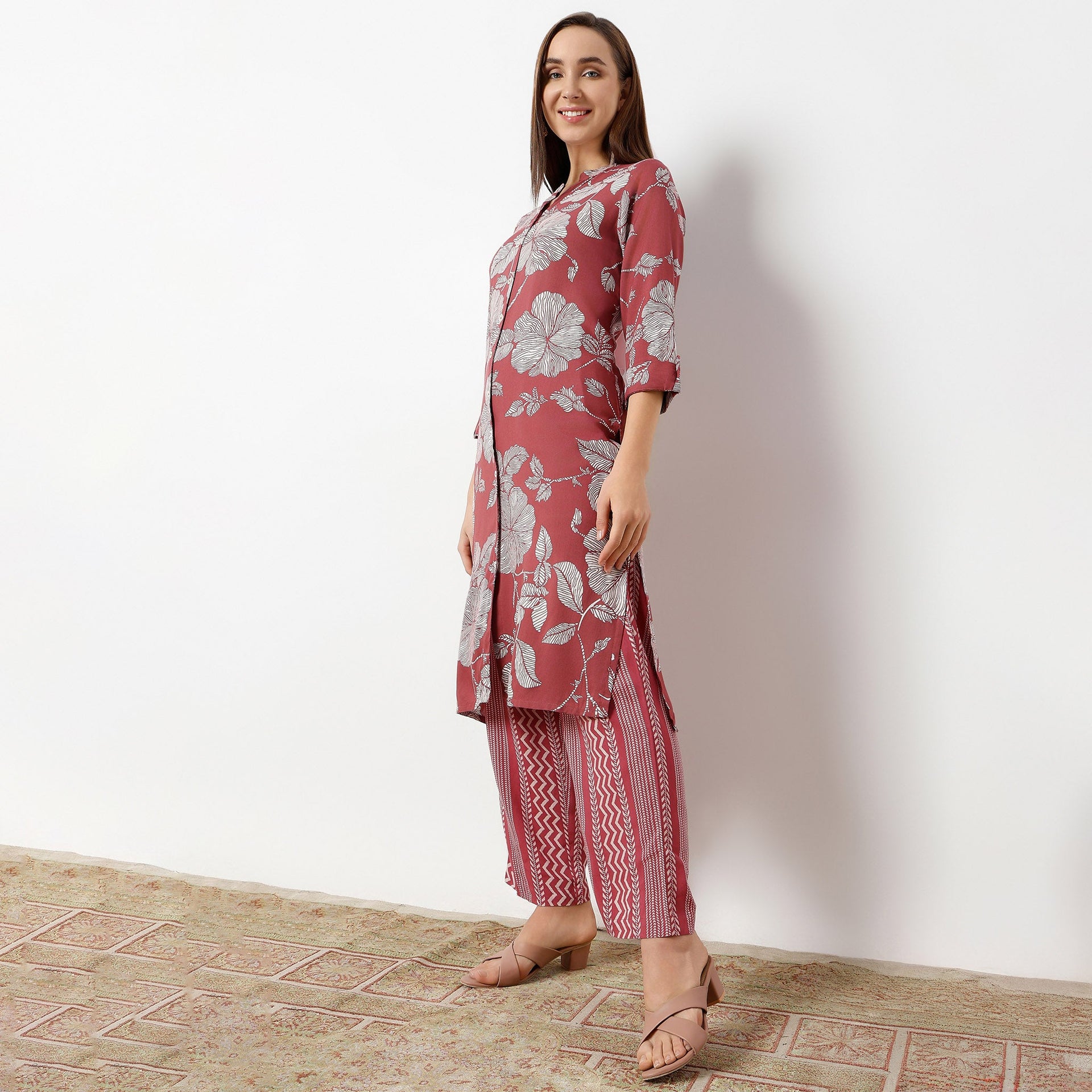 Ankle Length Straight Fit Printed Pants