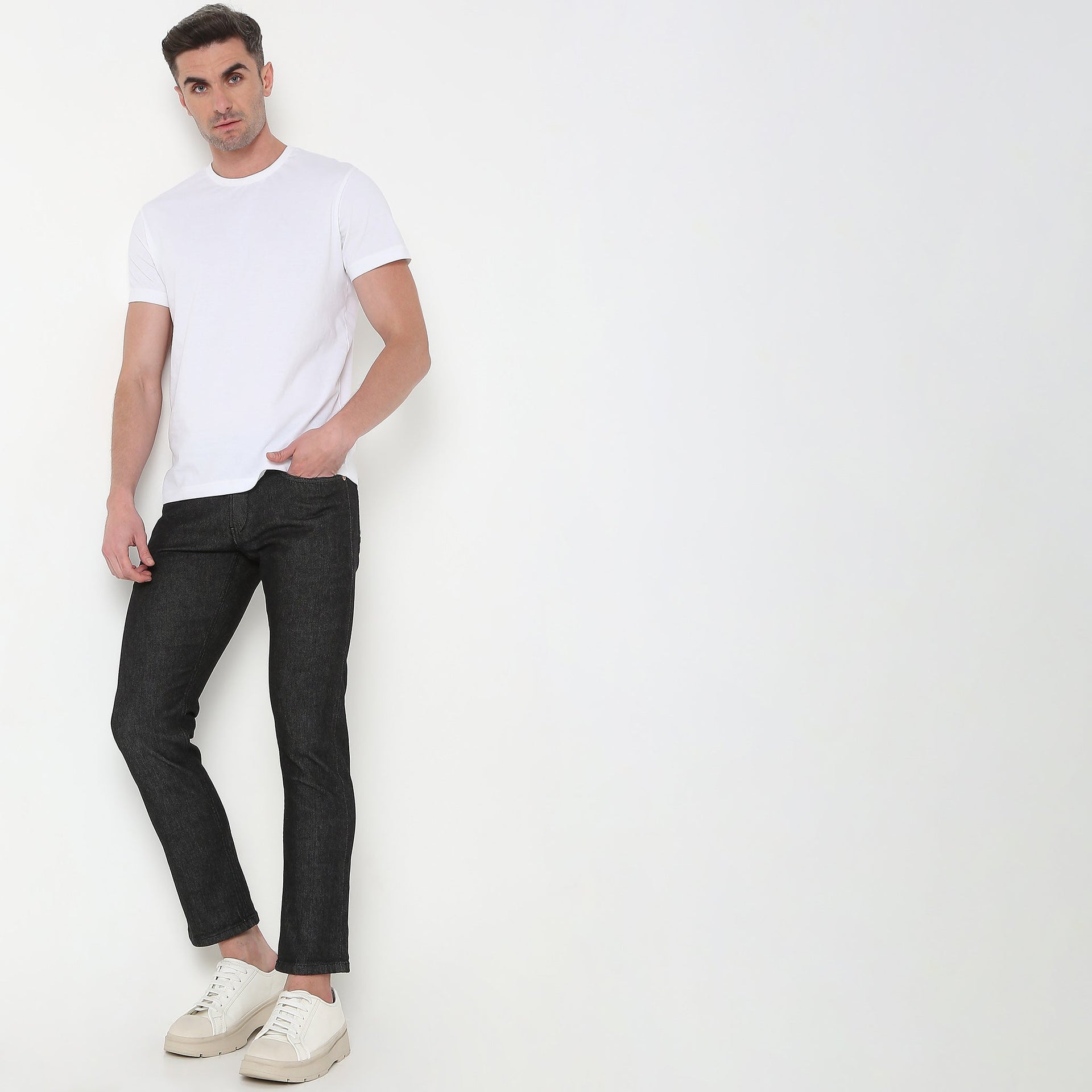 Authentic Selvedge™ - The Ultimate Master Craft - Straight Fit Selvedge Denim With E-fast® Stretch