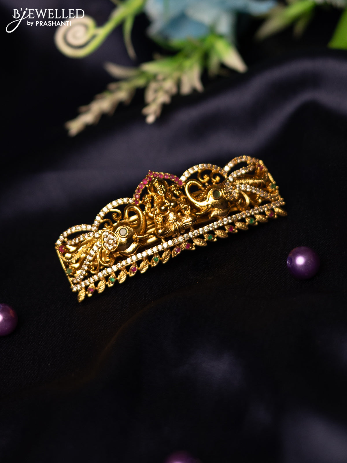 Antique hair clip medium size lakshmi design with kemp and cz stones