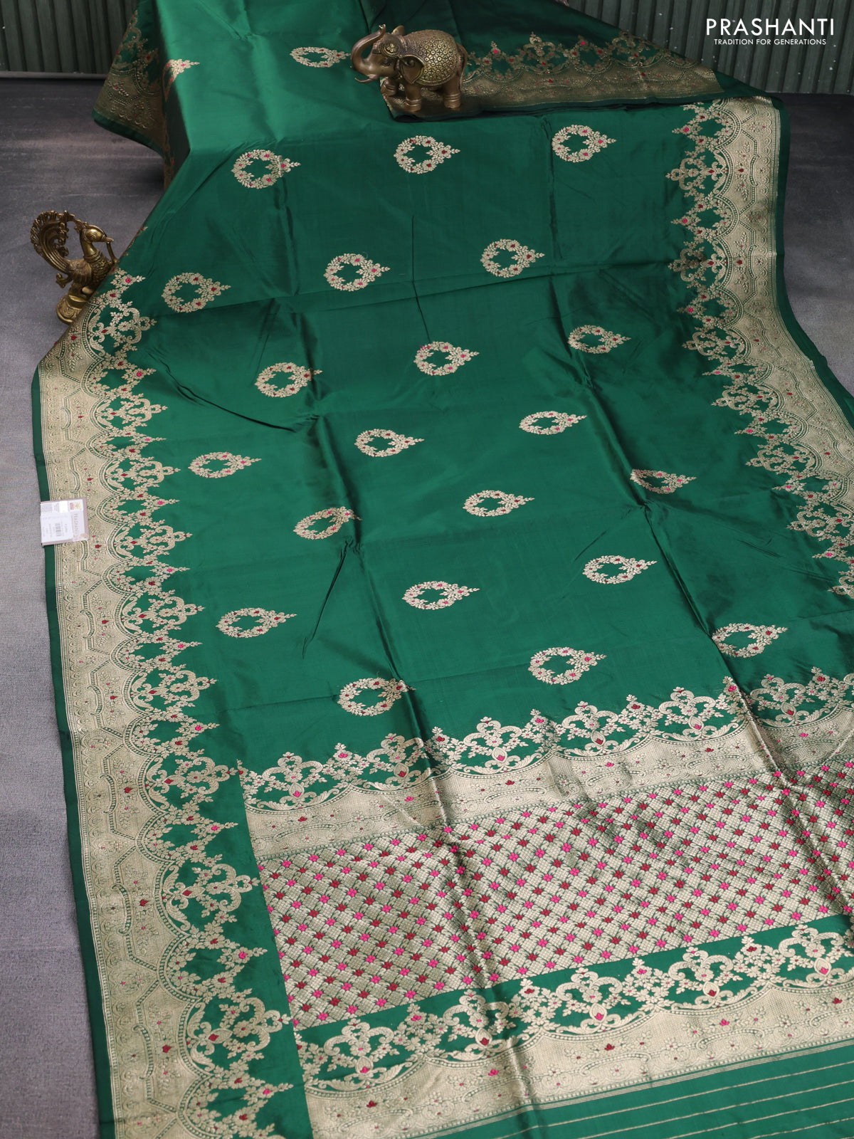 Banarasi katan silk saree green with zari woven buttas and zari woven border