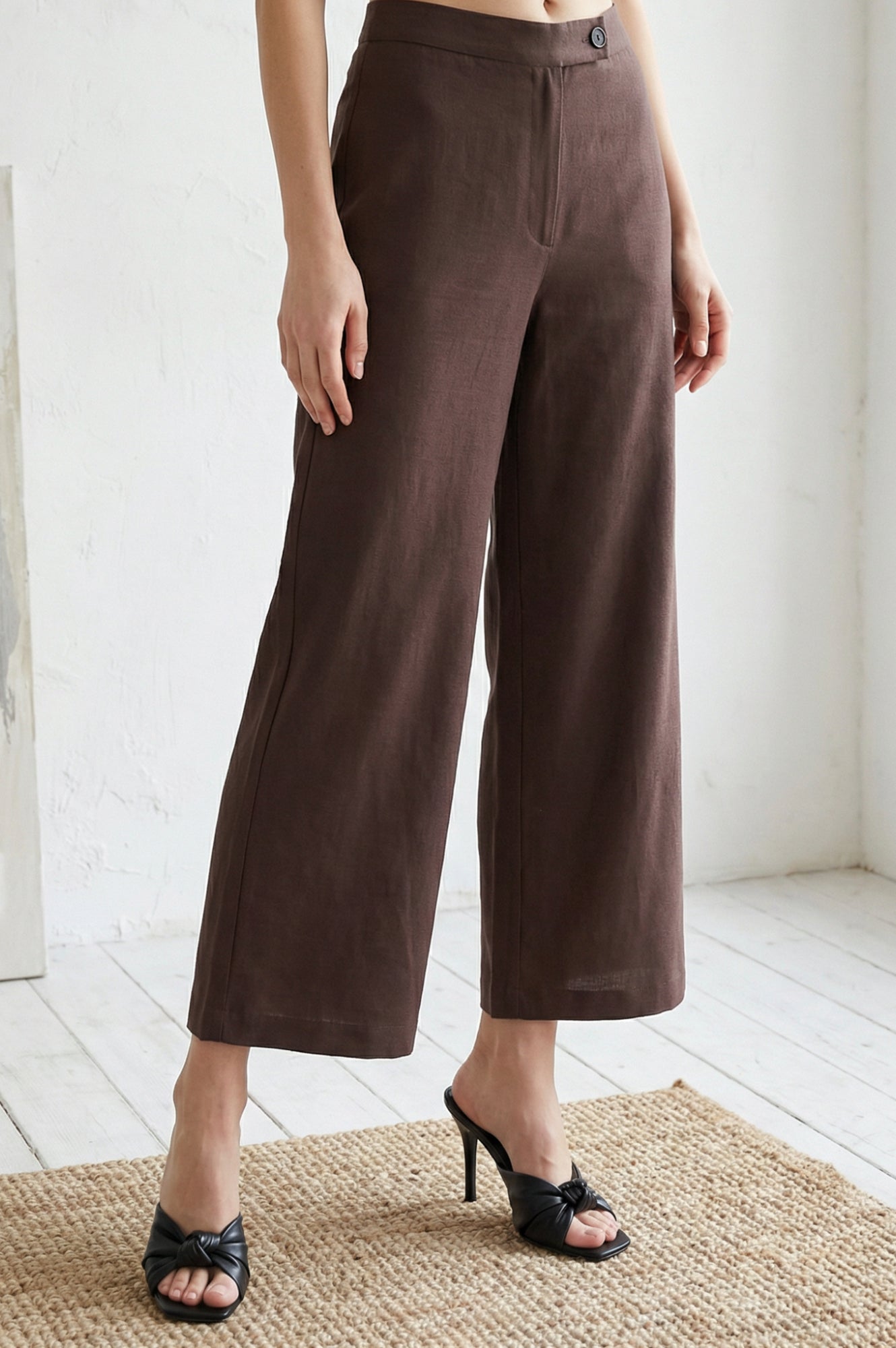 Brown Solid Wide Leg Ankle Length Pants