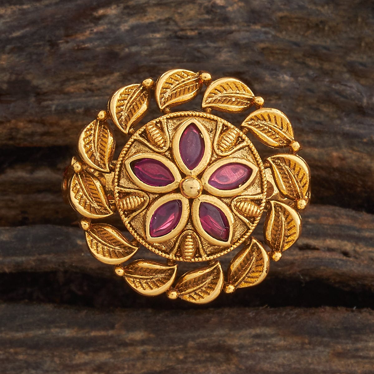 Antique Finger Ring 180545