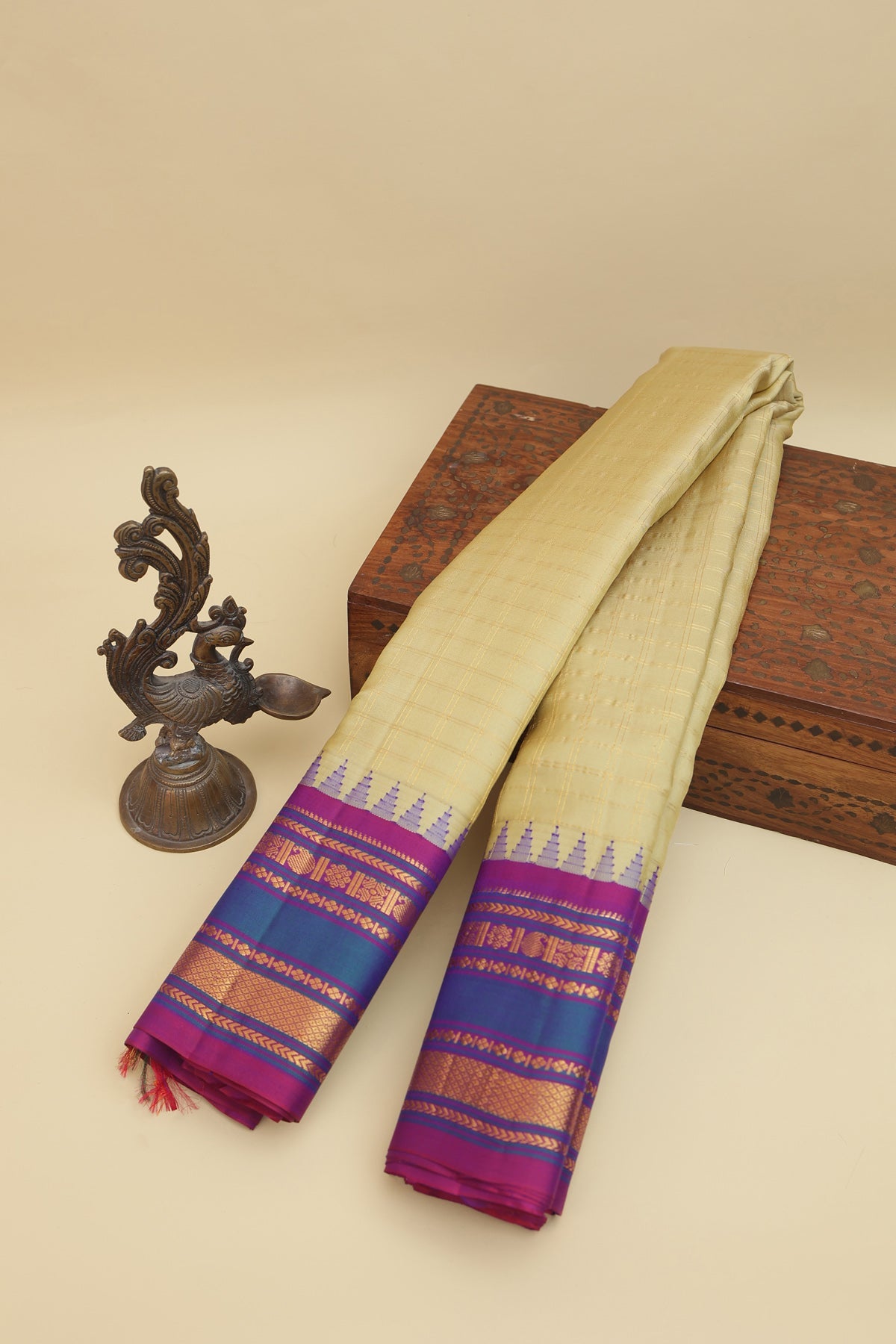 Gadwal Silk Beige Saree