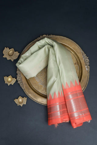 Gadwal Silk Beige Saree