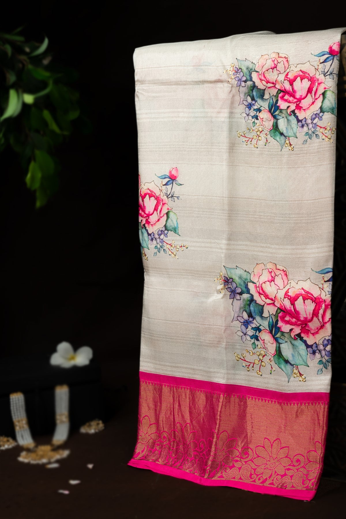 Varamahalakshmi Off White & Pink Fancy Digital Print Saree